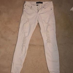 EXPRESS White Midrise Distressed Jeans